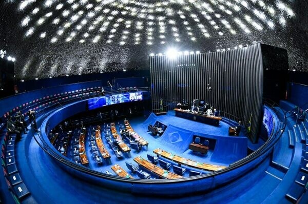 comissao-especial-pode-votar-pec-com-recursos-para-piso-da-enfermagem-nesta-quarta