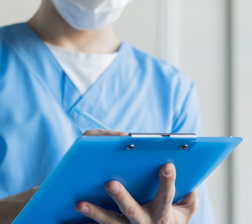 low-angle-nurse-male-with-clipboard-scaled_p128506_thumb_square_cropped_ret.jpg