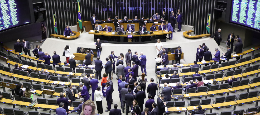 camara-vai-analisar-projeto-que-cria-fundacao-de-amparo-a-enfermagem-brasileira