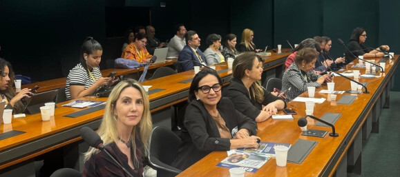cofen-participa-de-debate-sobre-novo-marco-regulatorio-para-cursos-de-graduacao-ead