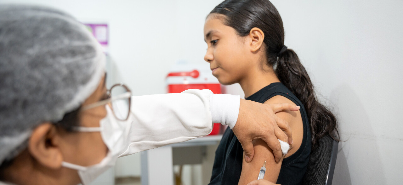 apenas-37-dos-adolescentes-foram-vacinados-contra-dengue-apos-um-ano-de-campanha