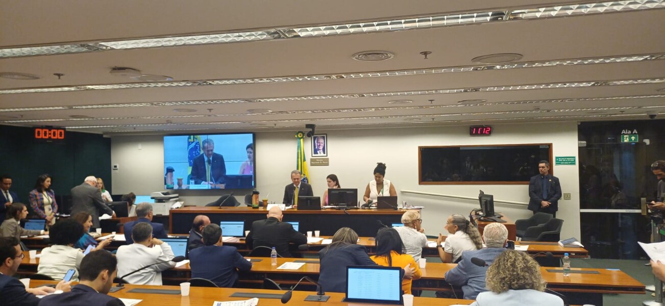 projeto-que-restringe-atuacao-da-enfermagem-na-estetica-e-retirado-de-pauta-apos-articulacao-do-cofen