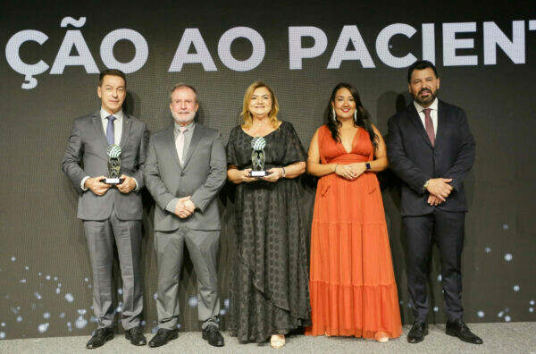 em-premiacao-cofen-e-eleito-uma-das-maiores-liderancas-da-saude-brasileira