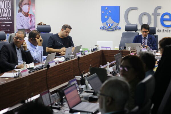 acordo-cofen-capes-vai-oferecer-vagas-para-profissionais-de-enfermagem-do-amazonas