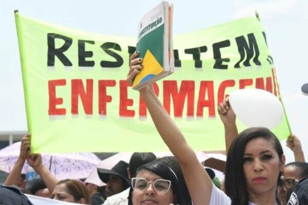 trabalhadores-da-enfermagem-prometem-paralisacao-em-4-estados-nesta-sexta